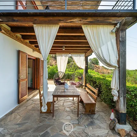 Villa The Summit House - Eden Rock Pinus Village